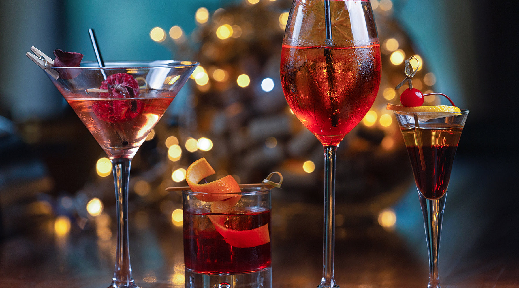 11 Festive Holiday Cocktails & Mocktails